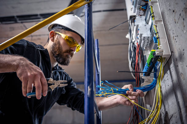 Best Electrical Troubleshooting Services  in La Luz, NM